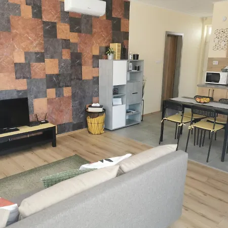 Apartament Gold *