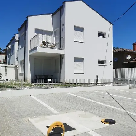 Apartment Apartman Gold